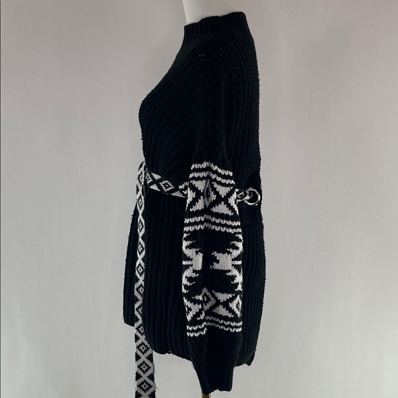 Sachin + Babi Black and White Turtleneck Sweater - Picture 6 of 12